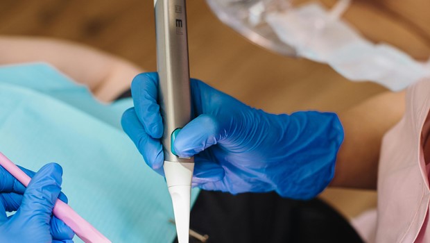 Få et tandimplantat hos Tandklinikken i Sundhedshuset